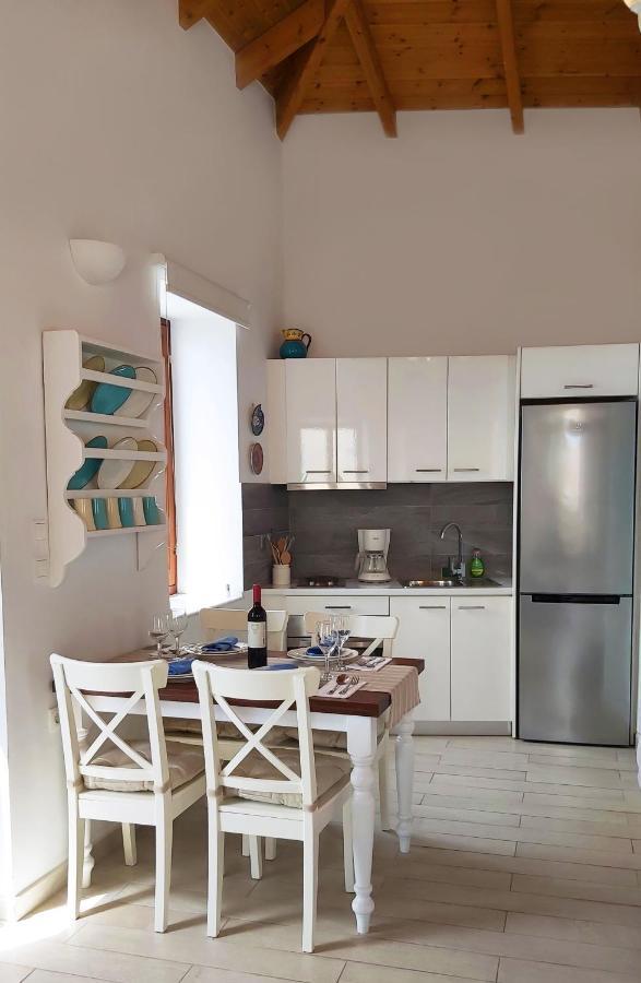 Aegean View Villas Chalki Town ภายนอก รูปภาพ