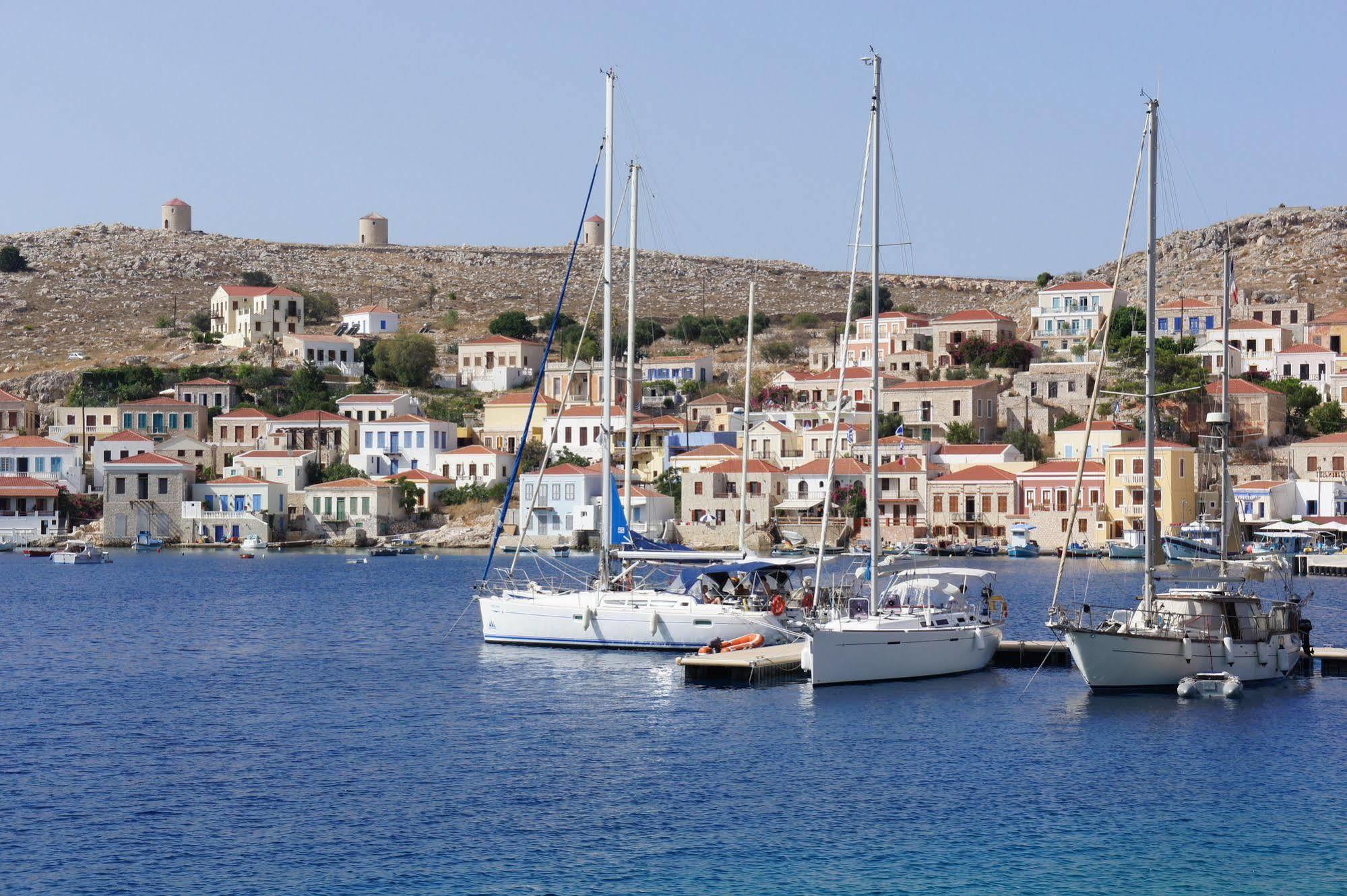 Aegean View Villas Chalki Town ภายนอก รูปภาพ