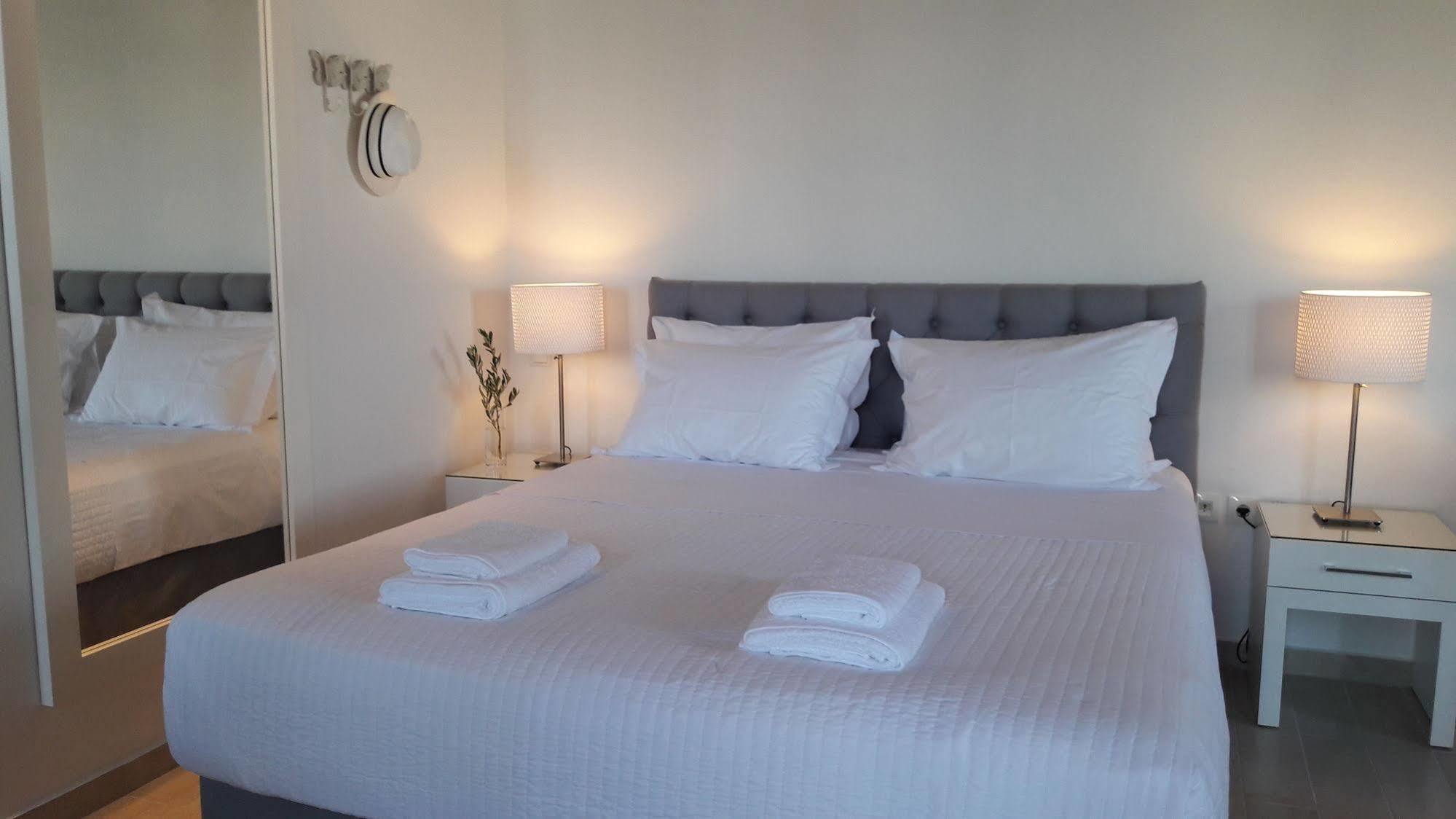 Aegean View Villas Chalki Town ภายนอก รูปภาพ