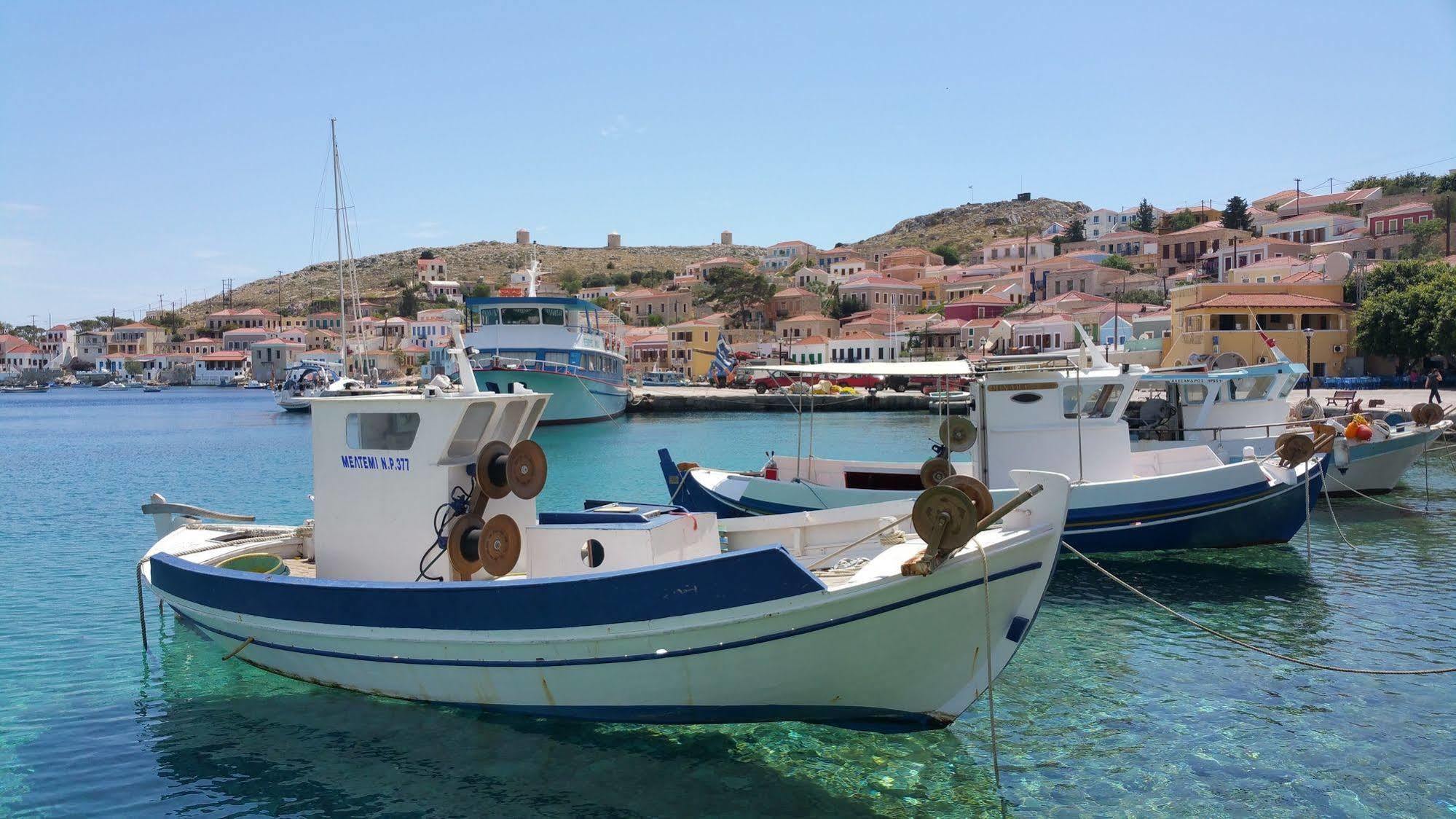 Aegean View Villas Chalki Town ภายนอก รูปภาพ